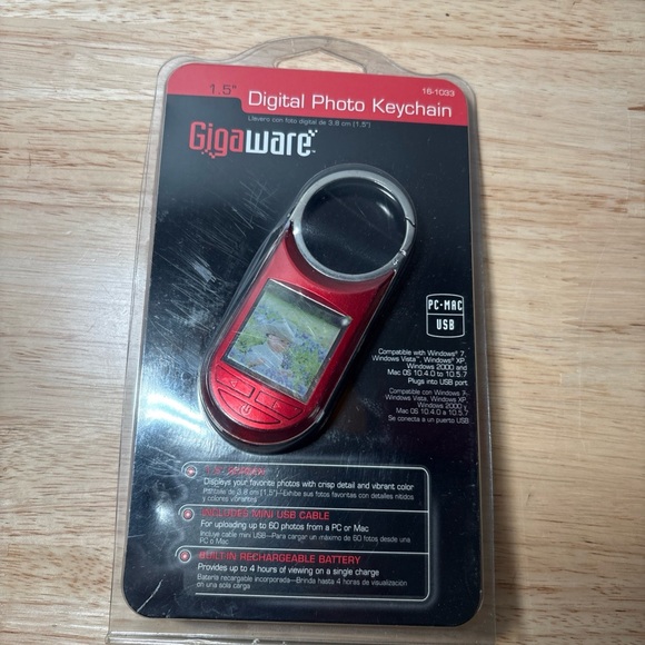 Red Digital Photo Keychain - Picture 2 of 4